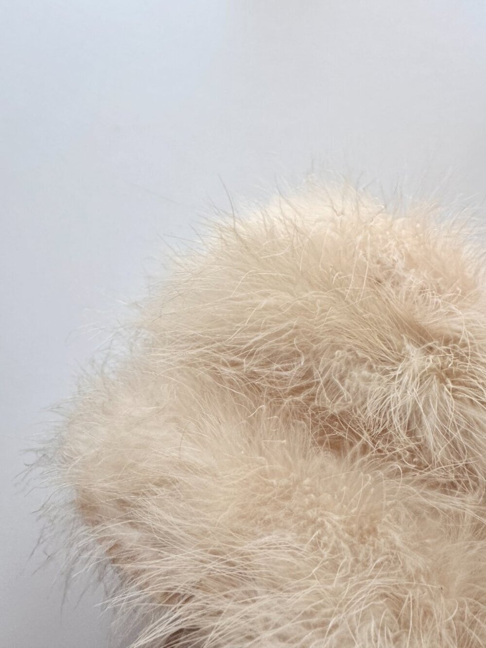 Vintage Beige Ostrich Feather Velvet Bow Wool Felt Cloche Hat - Picture 9 of 16